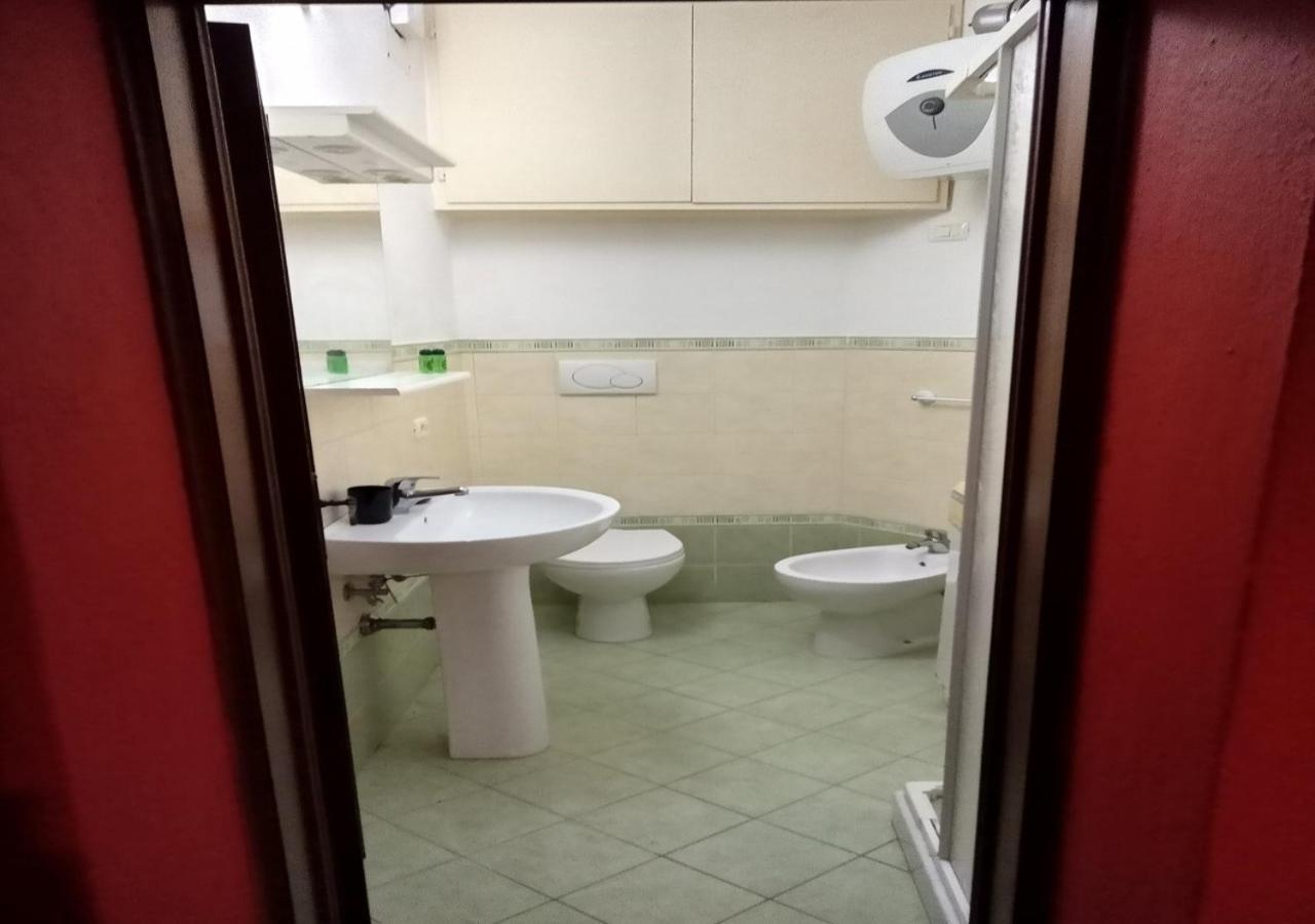 Appartamento Il Mandorlo Nel Centro Di فولتيرا المظهر الخارجي الصورة